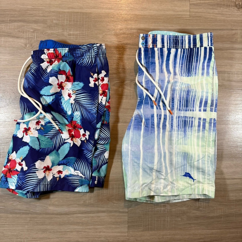 Tommy‎ Bahama Bundle Swim Trunks All Over Print Size Large Blue/White Lined